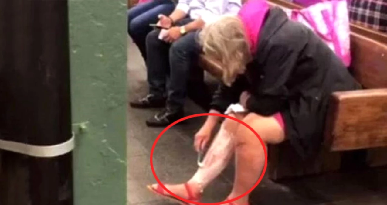 Metroda Durağında Jiletle Bacaklarını Tıraş Eden Kadın Pes Dedirtti!