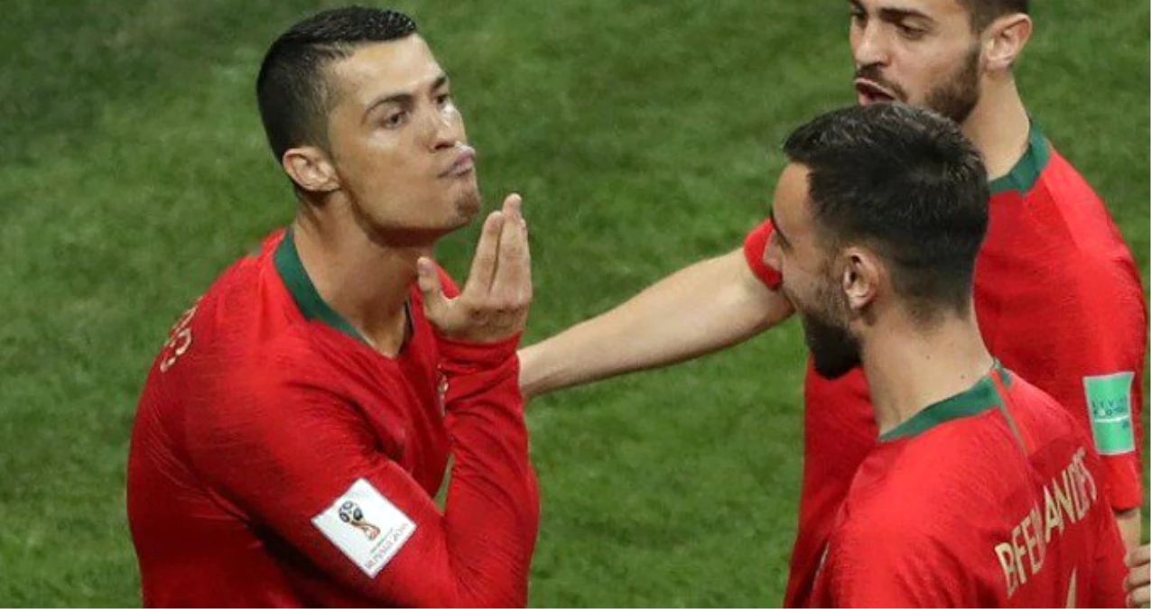 Portekizli Ronaldo, Gol Sevincinde Messi\'ye Gönderme Yapmış