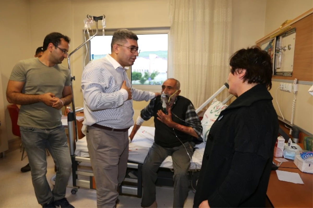 Varto Kaymakamı Çetin\'den Hastalara Bayram Ziyareti