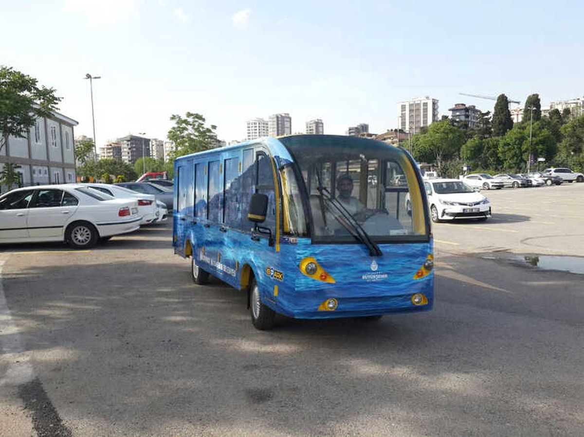 Adalar\'da Elektrikli Minibüsler Yolcu Taşıyacak