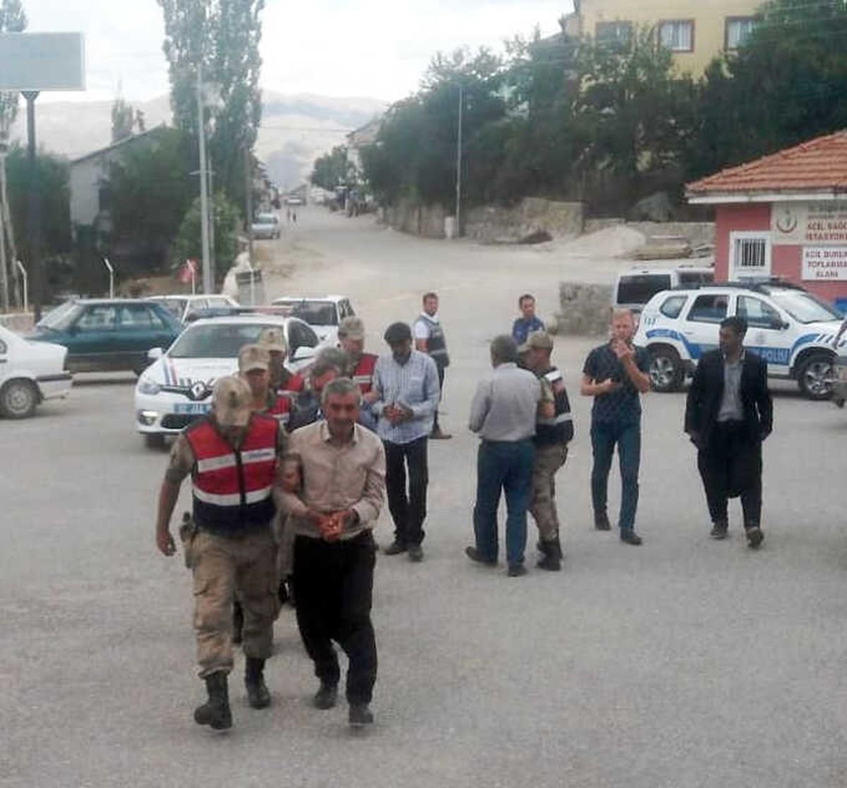 Adıyaman\'da Terör Operasyonunda 5 Gözaltı