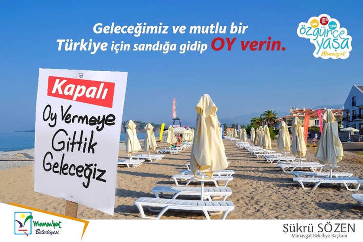Antalya\'da Tatilcilere Bilboardlı Oy Uyarısı