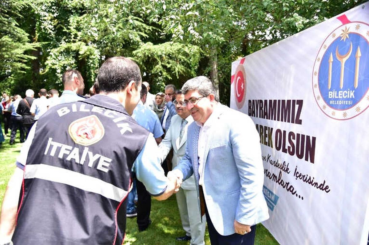 Bilecik Belediyesi\'nden Bayramlaşma Programı