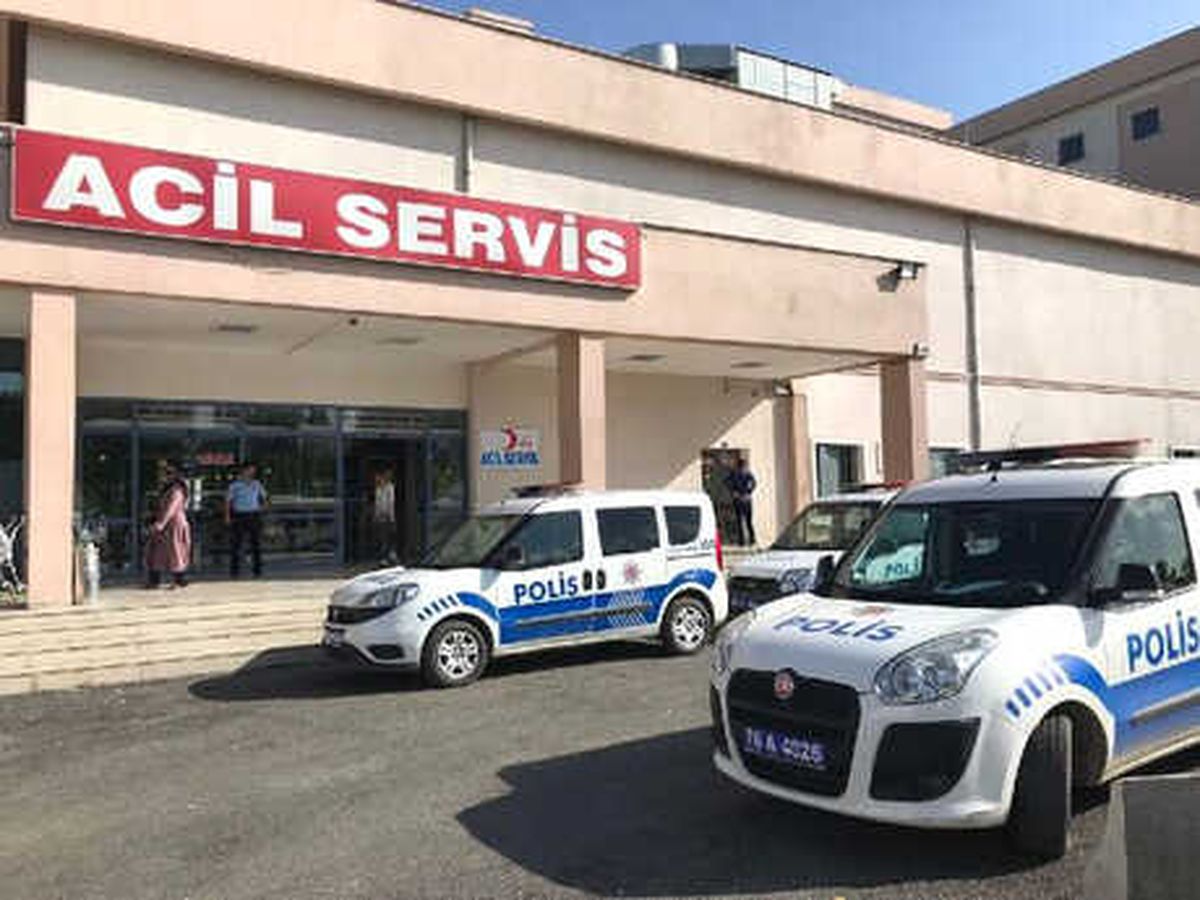 Cinnet Getiren Er, 2 Arkadaşını Tüfekle Yaralayıp Kaçtı