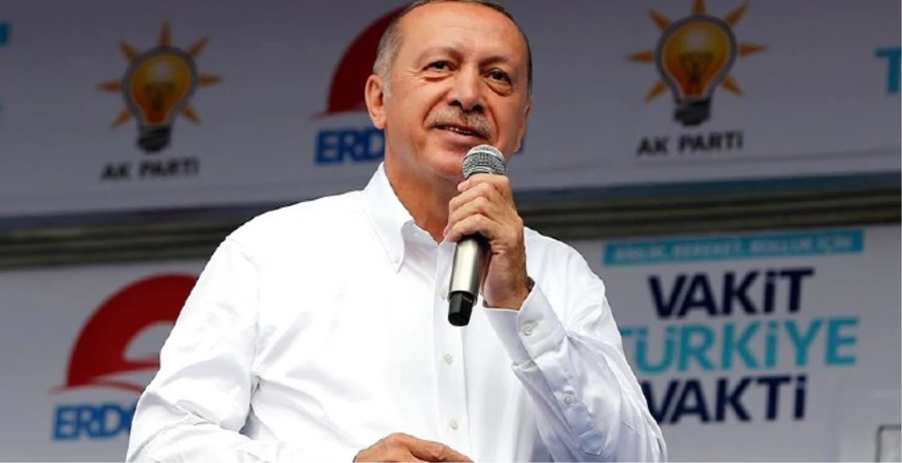 Erdoğan, İnce\'nin Erotik Şiirlerinin de Yer Aldığı Kitabına Değindi: İçinde Ne Yazdığını Okumayacağım