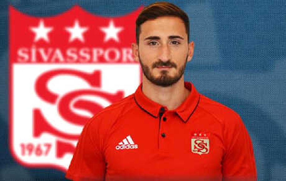 Demir Grup Sivasspor, Altınordu\'dan Erdoğan\'ı Transfer Etti