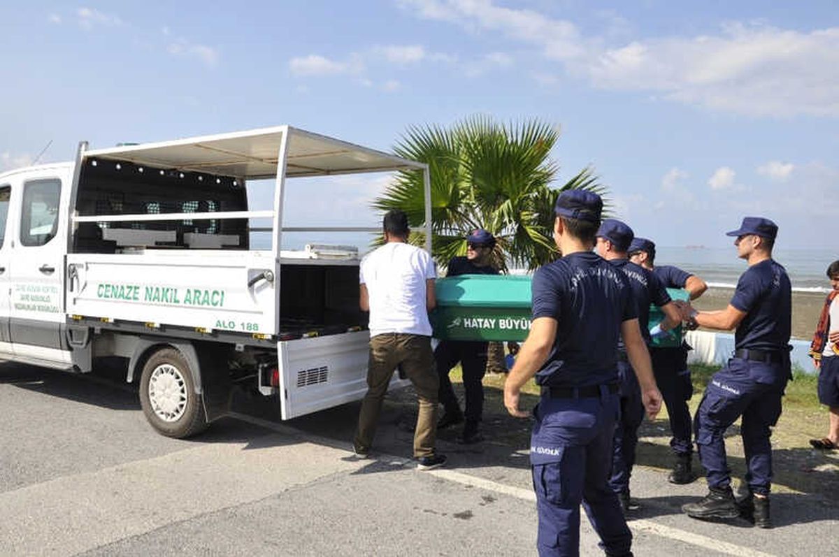 Hatay\'da Suriyeli Genç Denizde Boğuldu