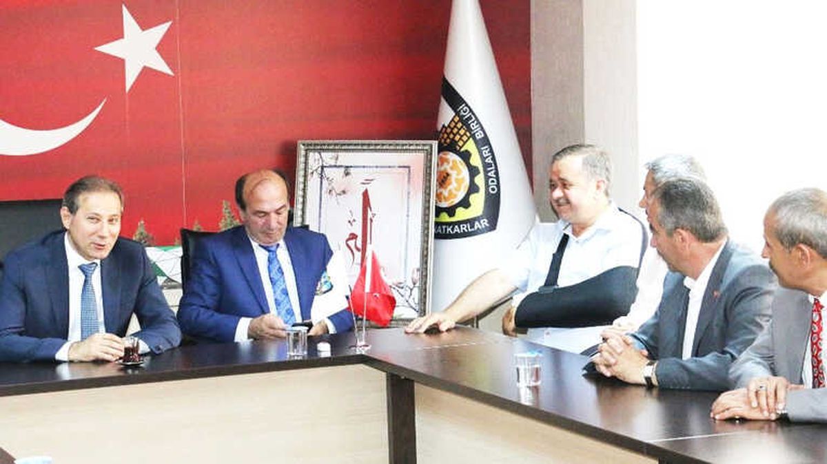 Karabacak: "Esnaf Teşkilatı Olarak Atiker Konyasporumuza Sahip Çıkmalıyız"