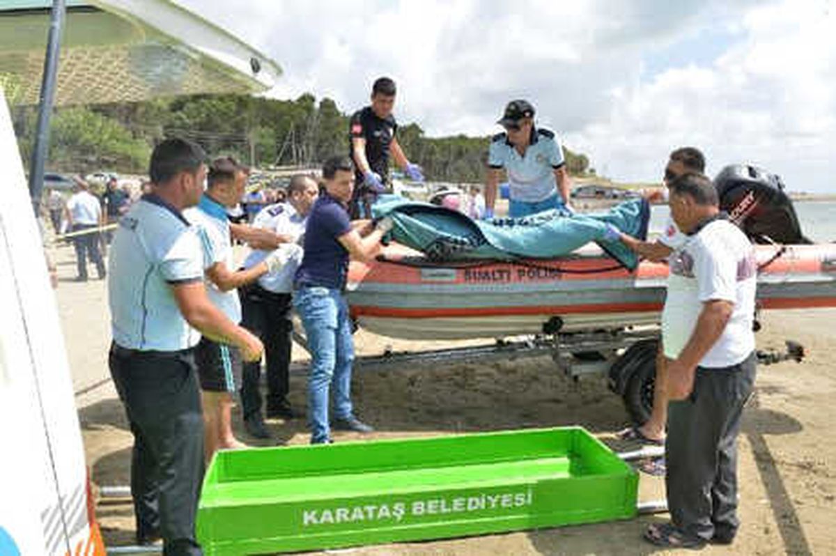 Karataş\'ta Kaybolan Gencin Cesedi Bulundu