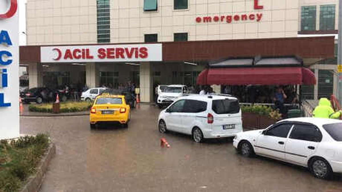Kartepe\'de Sağanak, Su Baskınlara Neden Oldu (2)