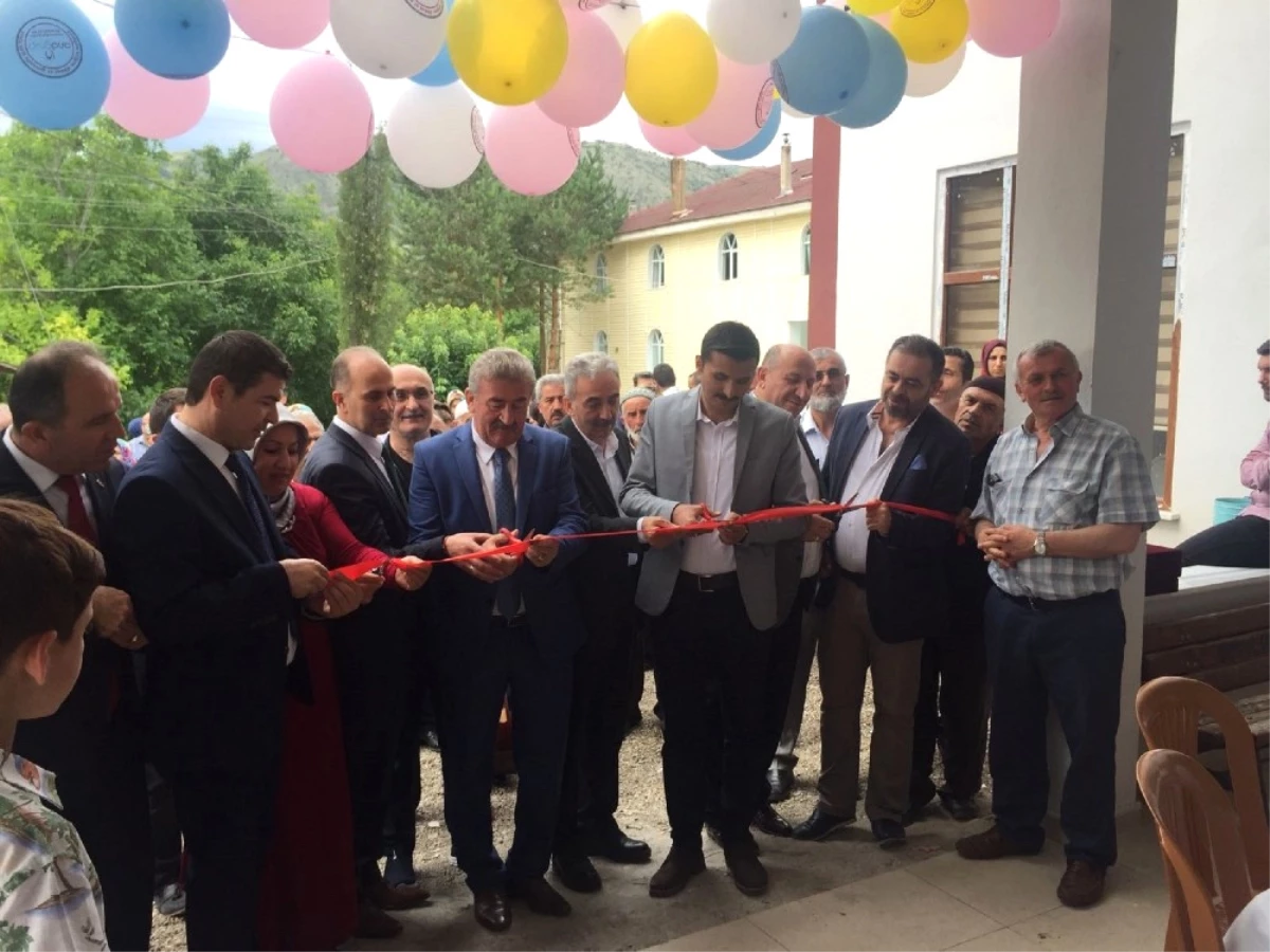 Koyulhisar\'da Kültür Merkezi Hizmete Açıldı