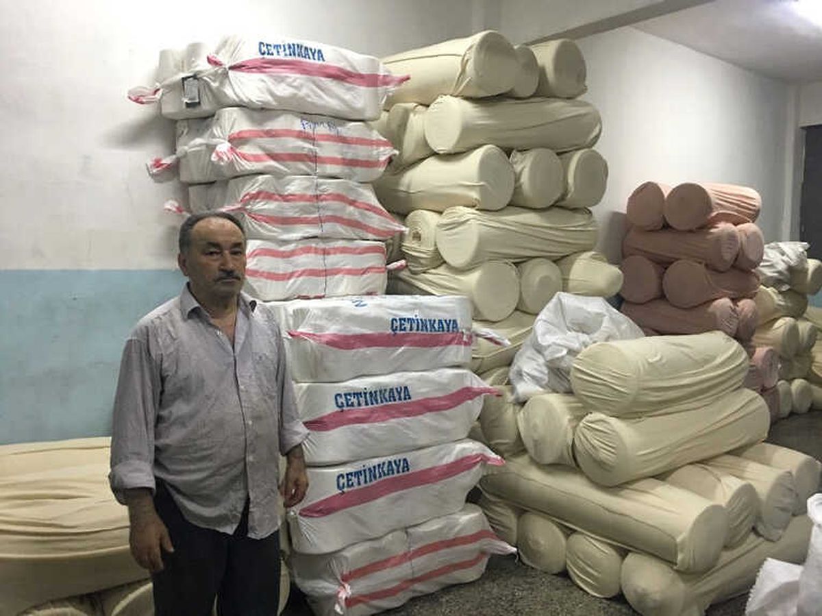 3 Dakikada Binlerce Liralık Kumaş Topu Çaldılar