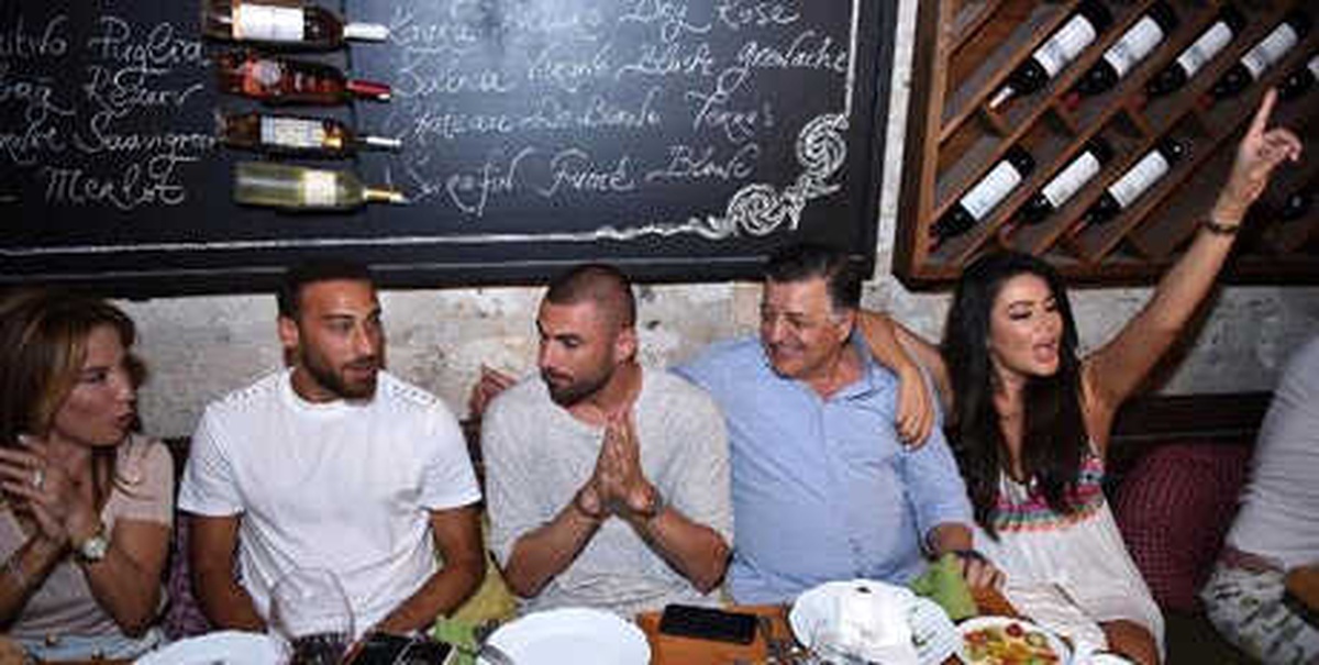 Popçu Çağla\'ya, Futbolun Yıldızlarından Tam Destek