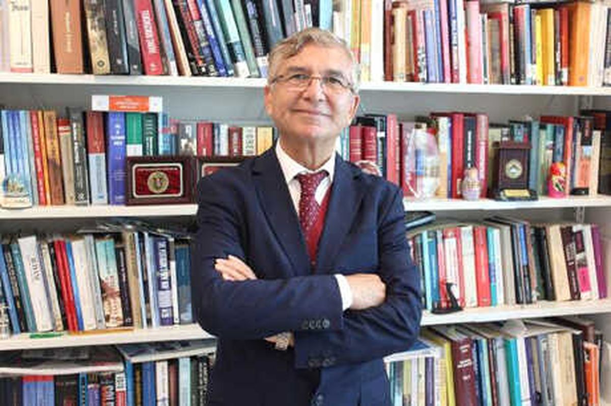 Prof. Dr. Caşın: Menbiç Planı \'Barışı Koruma Harekatıdır\'