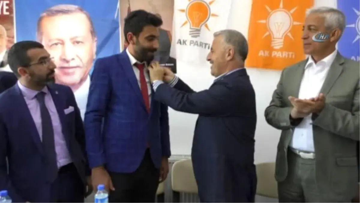 Saadet Partisinde Büyük Çatlak... Sp Kars 1. Sıra Milletvekili Adayı İstifa Ederek AK Parti\'ye...