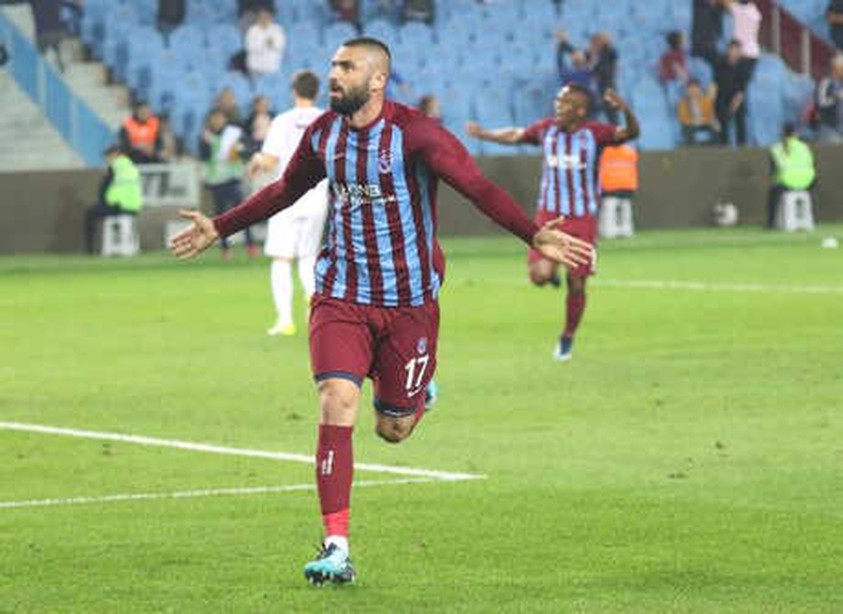 Trabzonspor\'da Burak Yılmaz ve Castillo\'nun Alacakları Ödendi