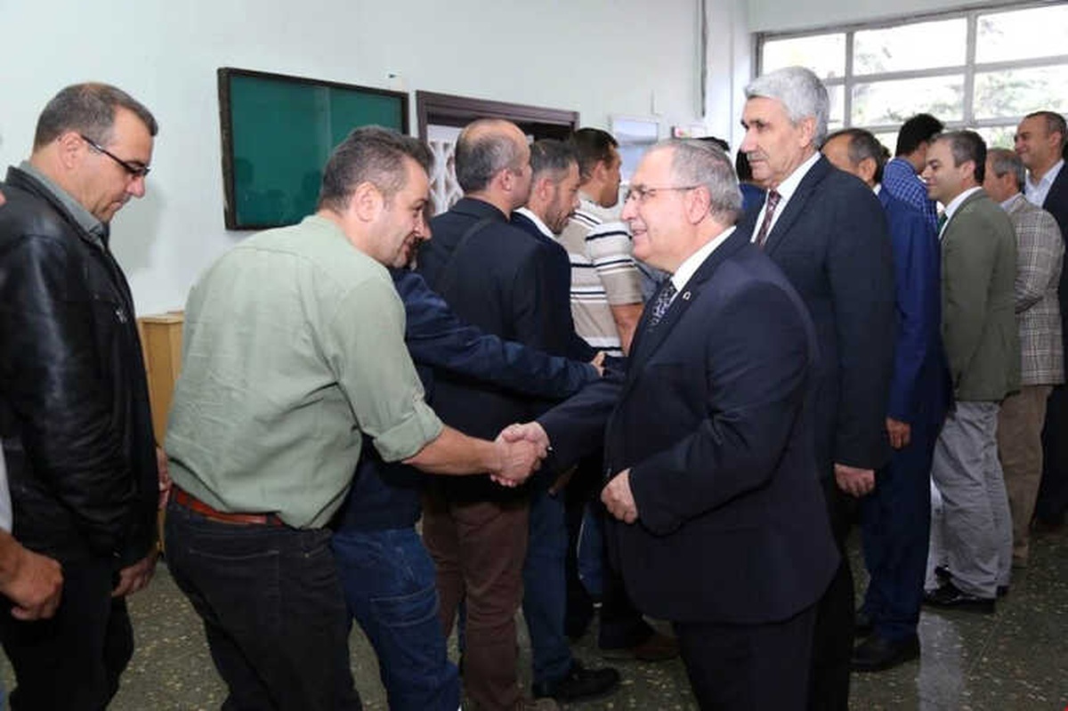 Vali Nayir ve Başkan Yılmaz, İl Özel İdaresi Personeliyle Bayramlaştı
