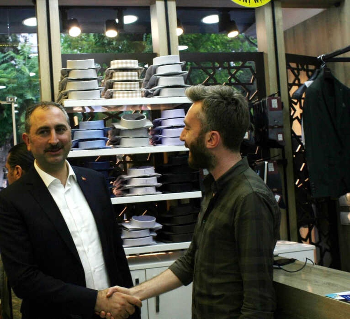 Adalet Bakanı Gül Kilis\'te Esnafı Ziyaret Etti