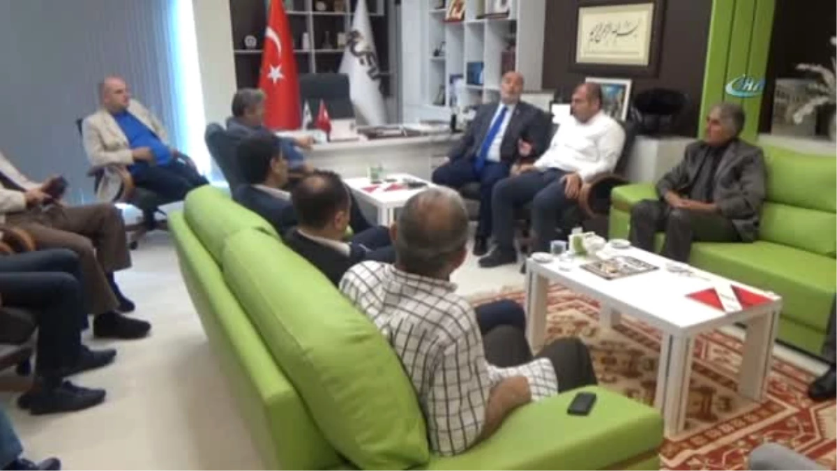 AK Parti Bursa Milletvekili Adayı Yelis: "Biz Yapmayı, Onlarsa Yıkmayı Vaat Ediyor"