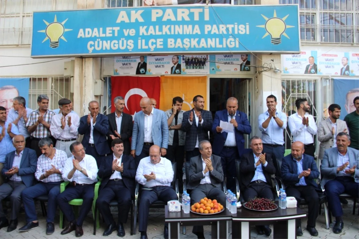 AK Parti Genel Başkan Yardımcısı Eker: "Demokrasi Kendi Gibi Düşünmeyen İlçe Başkanını Öldürmek...