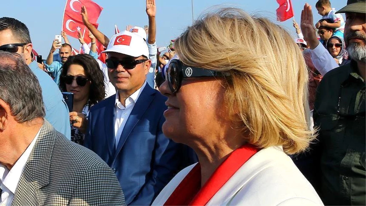 AK Parti Mitingine Katılan Tansu Çiller\'e Seçim Tahmini Soruldu: Kafalar Karışık