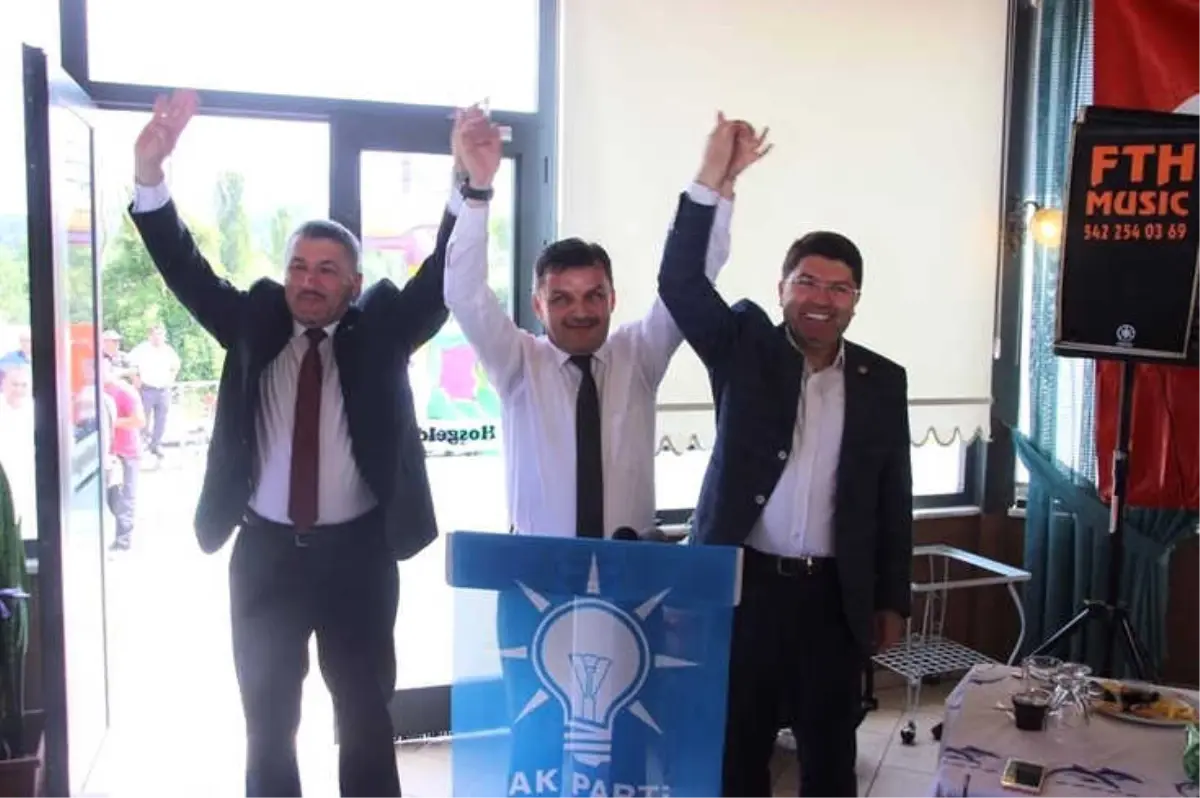 Ak Parti, Muhtarlarla Kahvaltıda Bir Araya Geldi