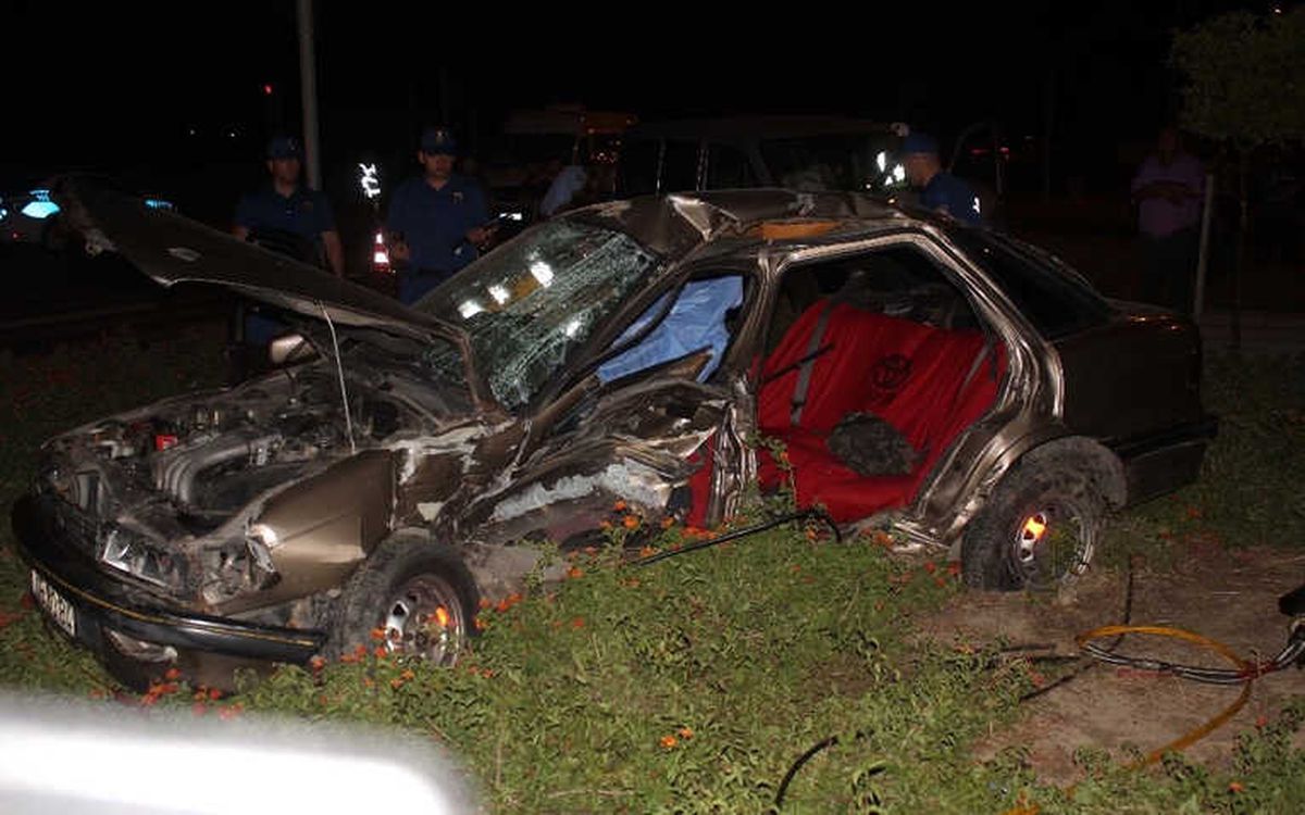 Antalya\'da Trafik Kazası: 1 Ölü, 7 Yaralı