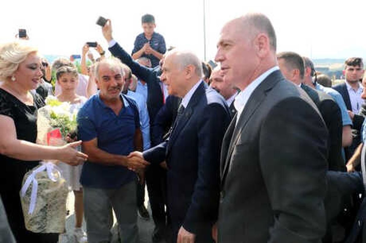 Bahçeli, Samsun\'da Coşkuyla Karşılandı