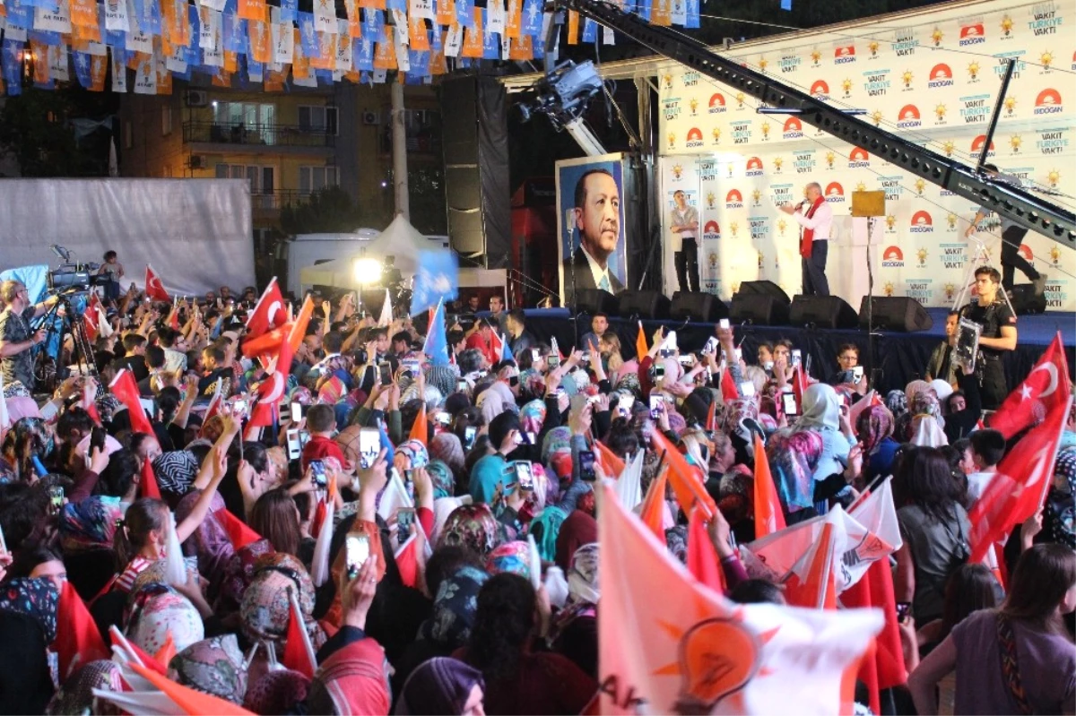 Başbakan Yıldırım: "Bu Yıkım Ekibinin Enkazını Pazar Günü Kaldıralım Mı?"