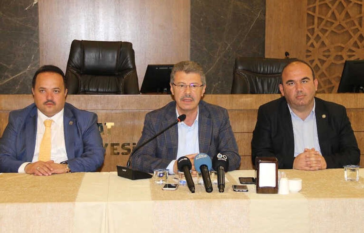 Başkan Akay: "Turhal Şeker Fabrikası Kapanmayacak"