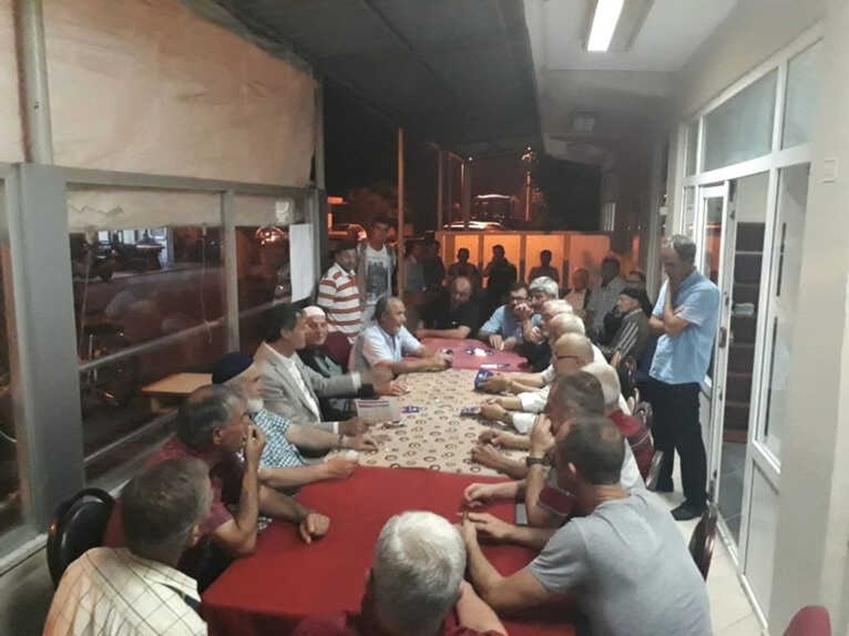 Başkan Alemdar, Mahalle Kahvehanelerine Misafir Oluyor
