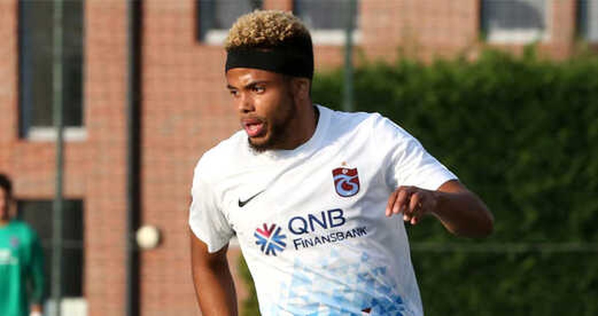 Yıldız Futbolcu Bongonda, Trabzonspor Taraftarına Söz Verdi: Geri Döneceğim