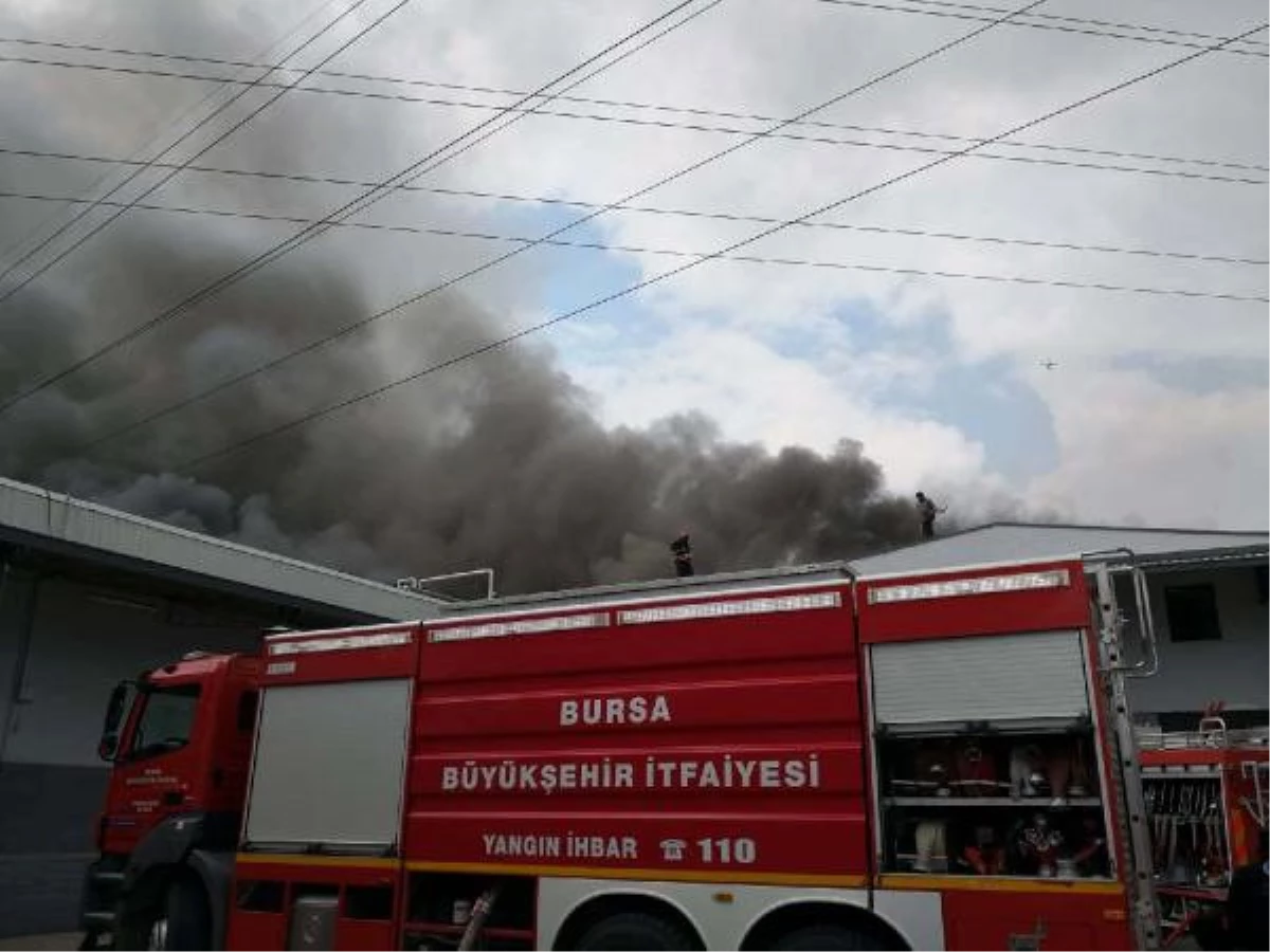 Bursa\'da Soğuk Hava Deposunda Yangın