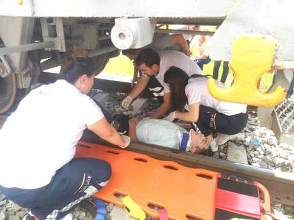 Demiryolu İş Otosunun Çarpması Sonucu Yaralandı