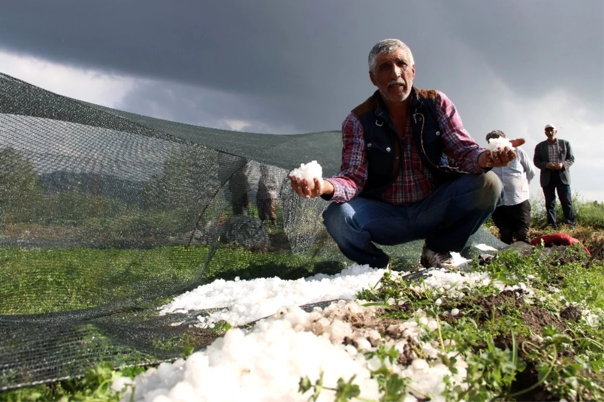 Erzurum\'da Dolu Seraları Vurdu