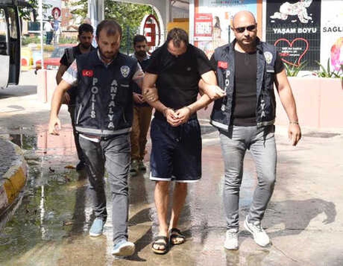 Fetö Yalanıyla 511 Almanı 7 Milyon Euro Dolandıran 11 Kişiye Gözaltı
