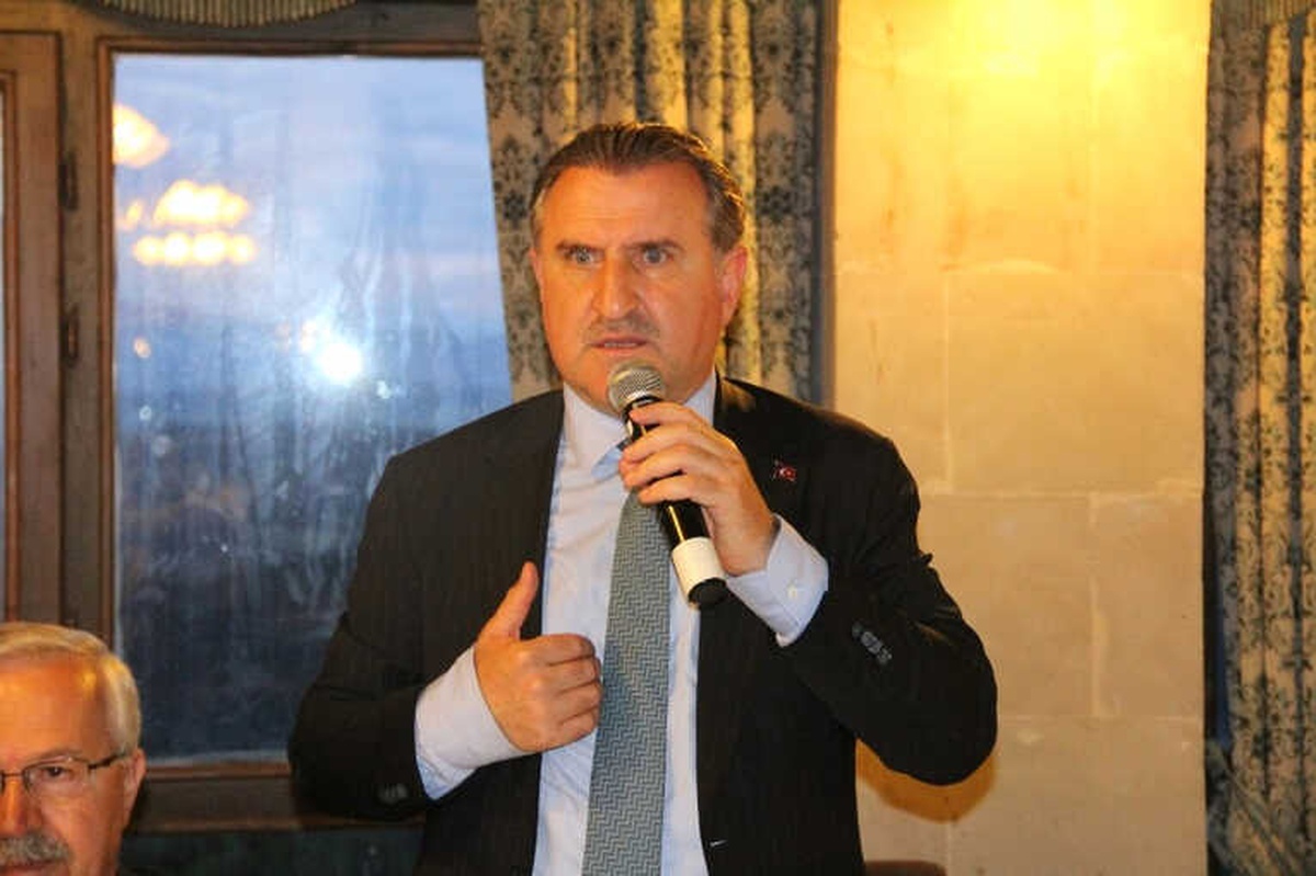 Gençlik ve Spor Bakanı Osman Aşkın Bak;
