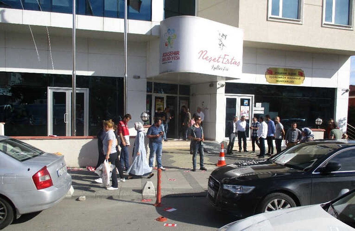 Hdp Broşürünü Almayınca Darp Edildiler