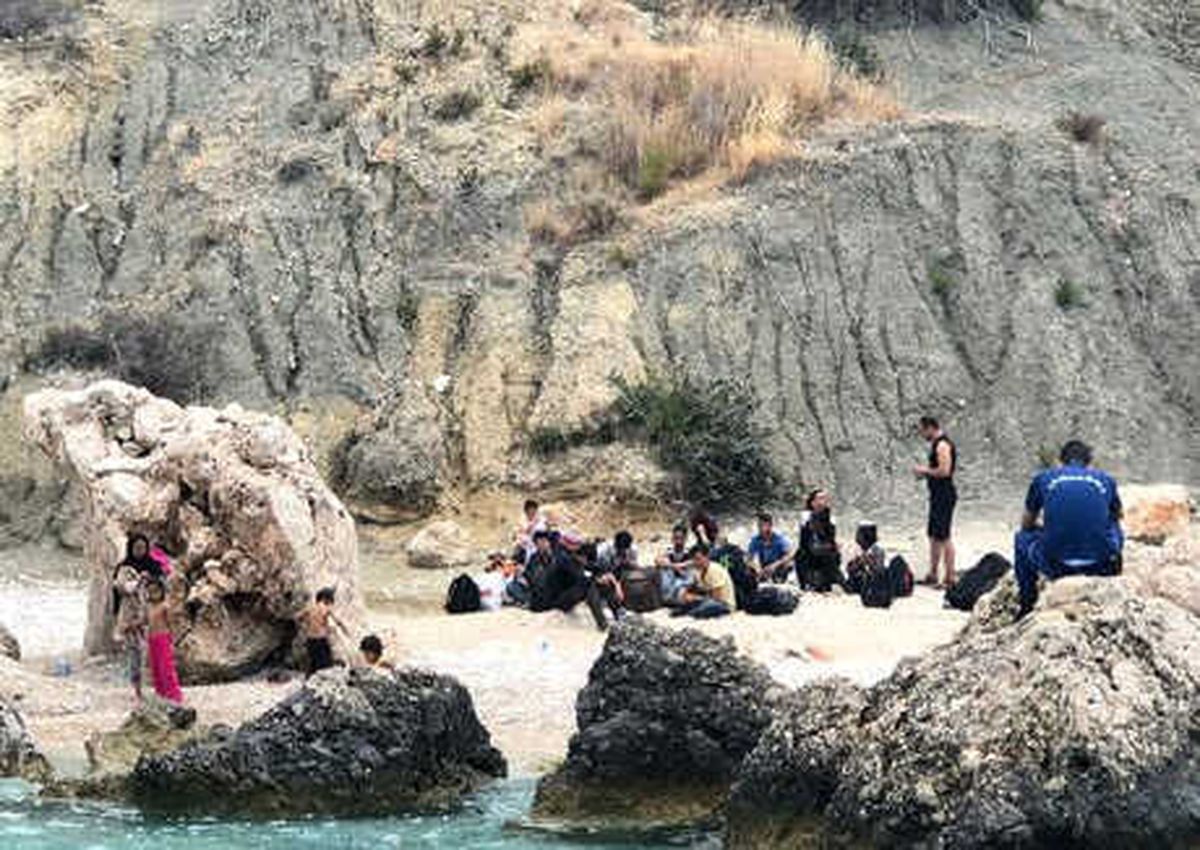 Kaş\'ta 56 Kaçak Yakalandı