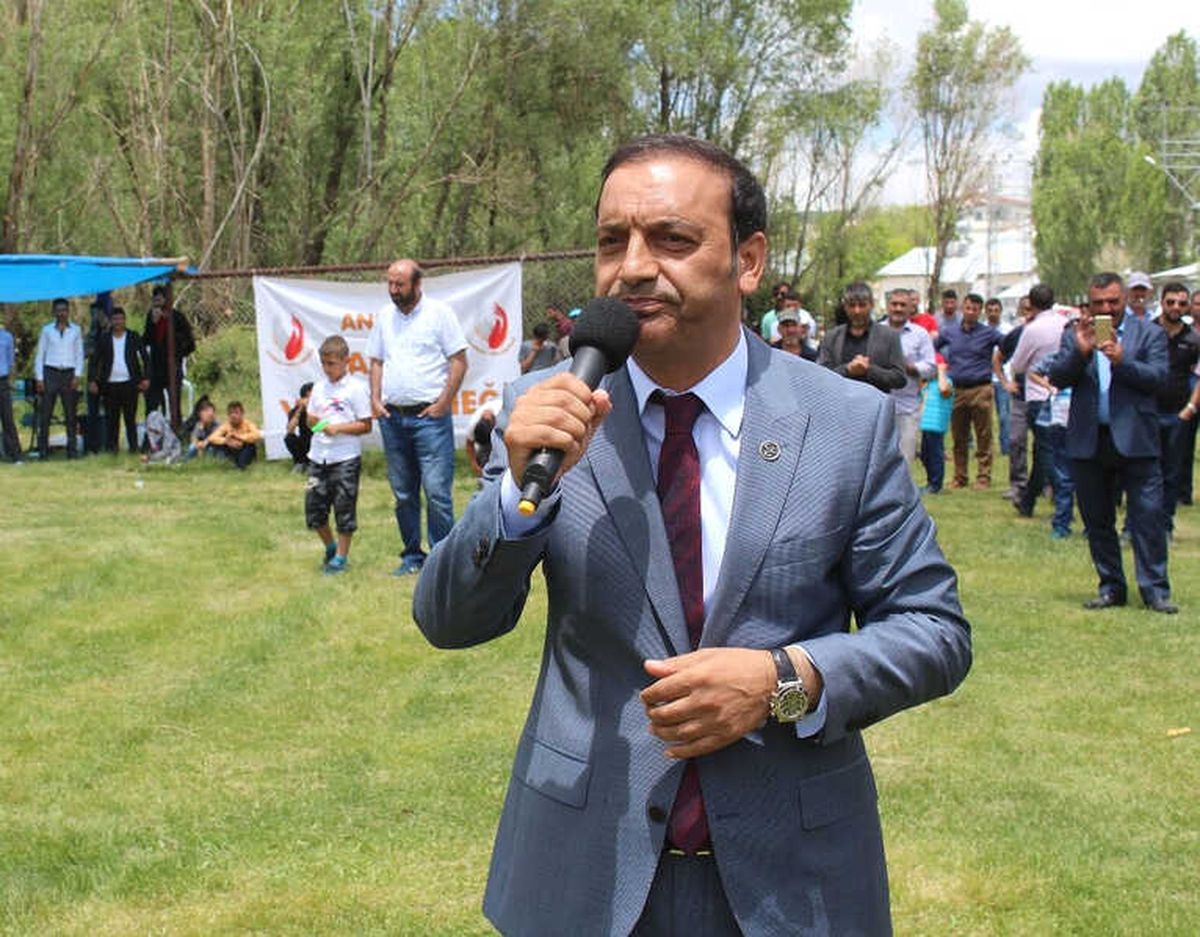 MHP Sivas Milletvekili Adayı Özyürek\'e Büyük Destek