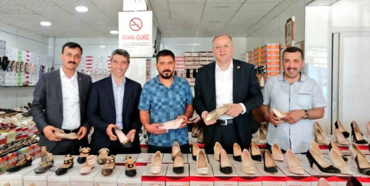 Milletvekili Koçer\'den Sanayi Sitesi Esnafına Ziyaret