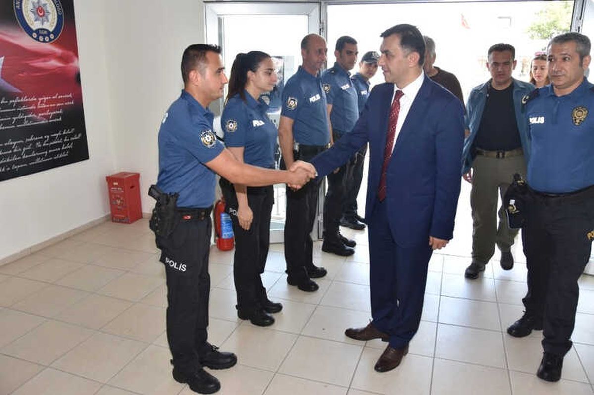 Polis ve Bekçilere Yeni Üniforma