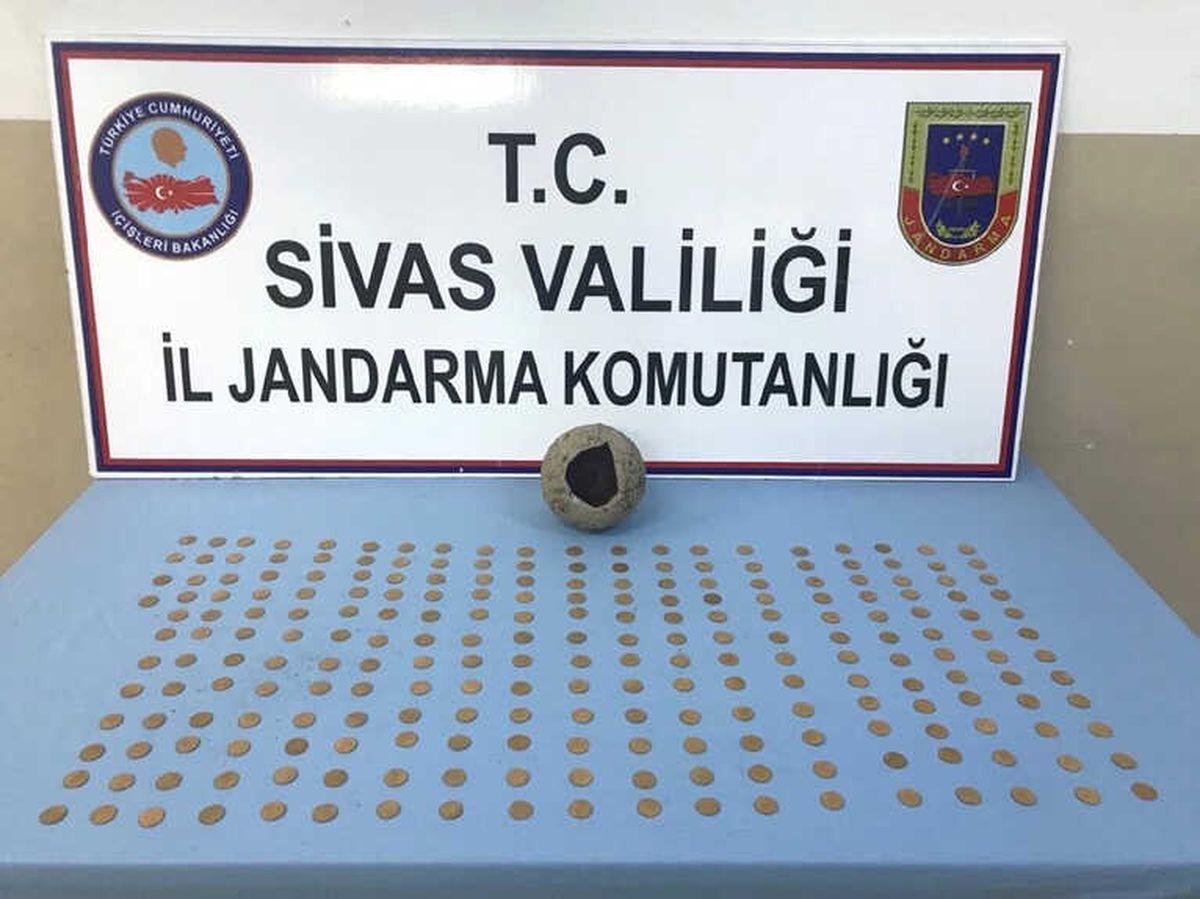 Tarih Eser Dolandırıcısı Suçüstü Yakalandı