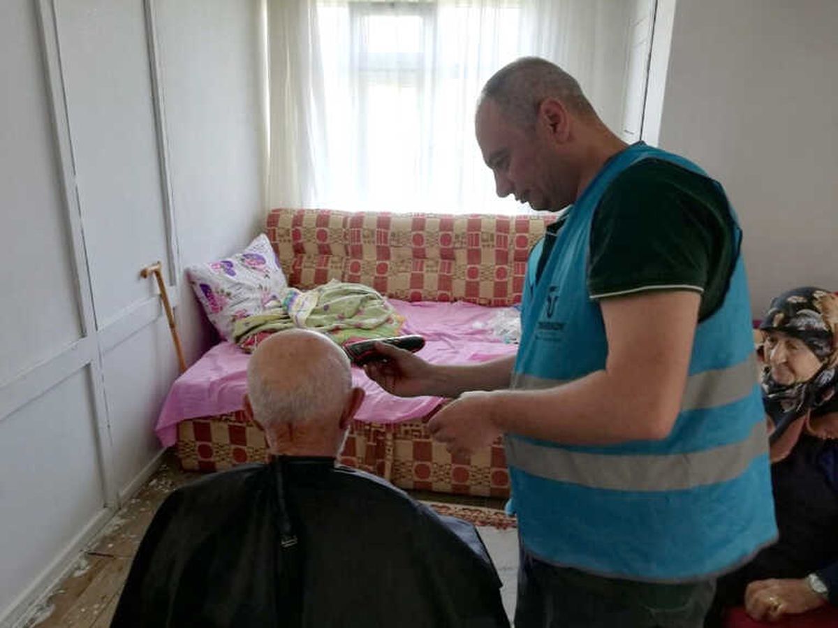Tekkeköy Belediyesinden Evde Berberlik Hizmeti