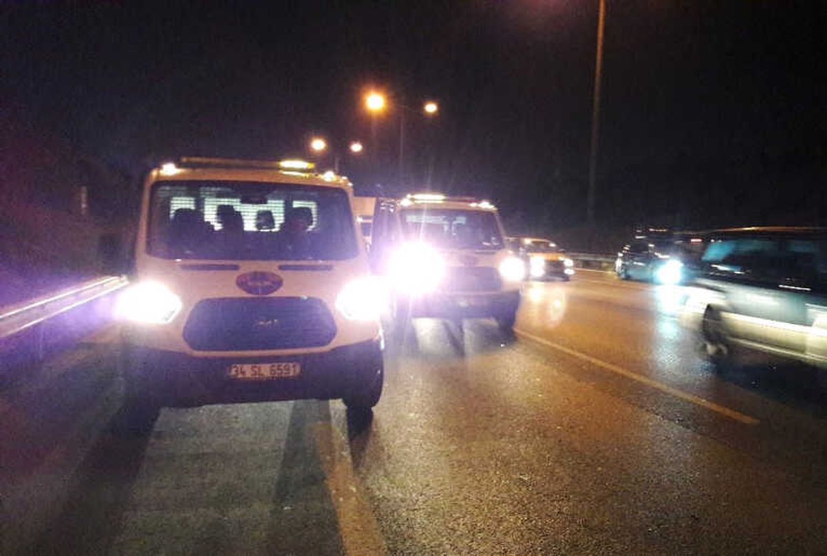 Tem\'de Trafiği Kilitleyen Kaza