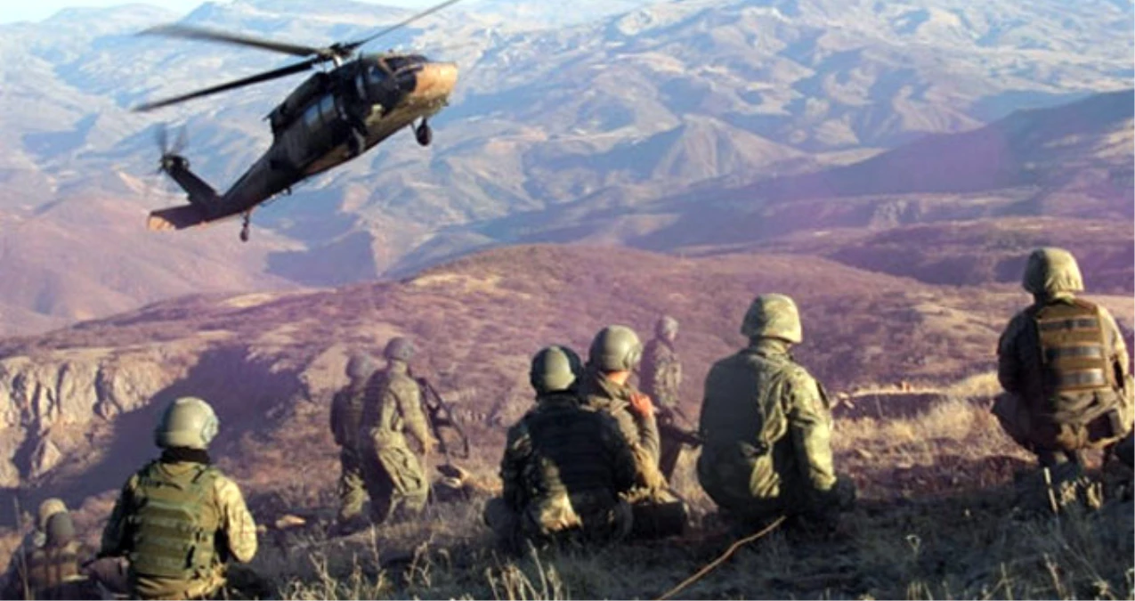 TSK\'nın Derin Topçu Atışları Sonrası PKK, 7 Bölgede Kampları Boşaltıyor