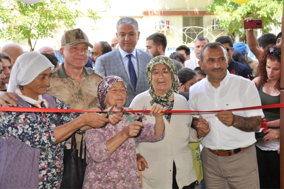 Tunceli\'de "Kadın Yaşam Merkezi" Açıldı