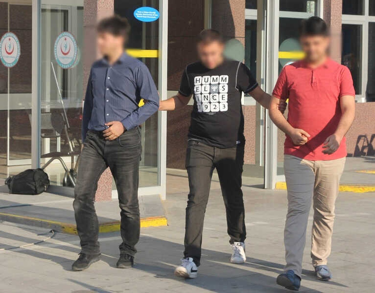 31 İlde Fetö Operasyonunda Gözaltı Sayısı 45\'e Yükseldi