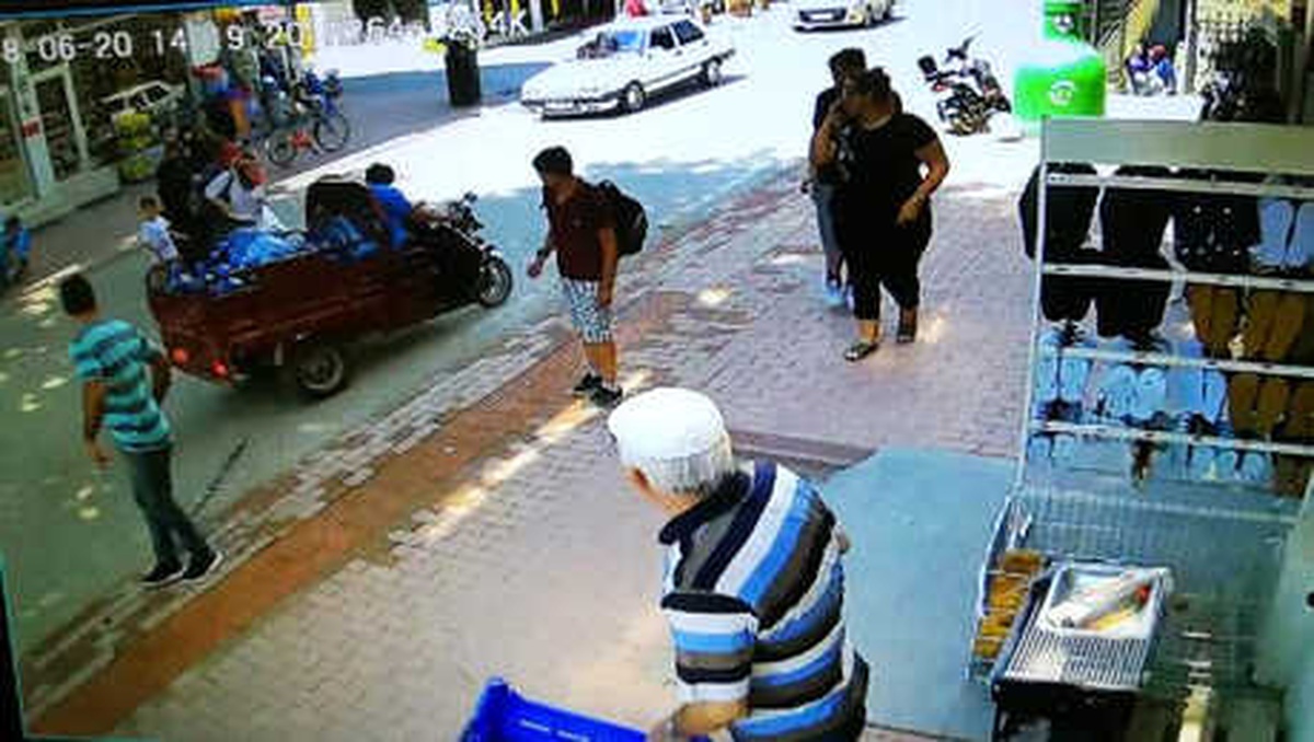 4 Yaşındaki Çocuğun Yaralandığı Kaza, Kamerada