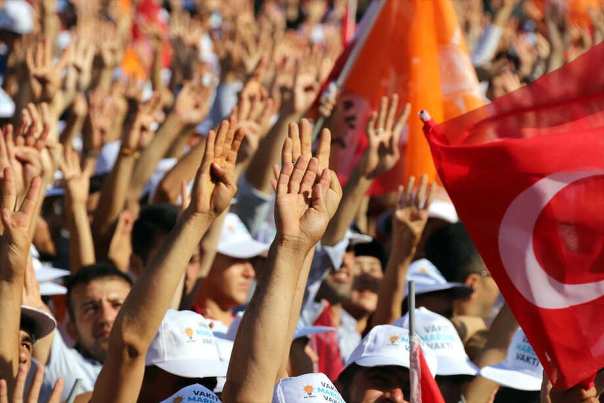 AK Parti\'nin Mardin Mitingi